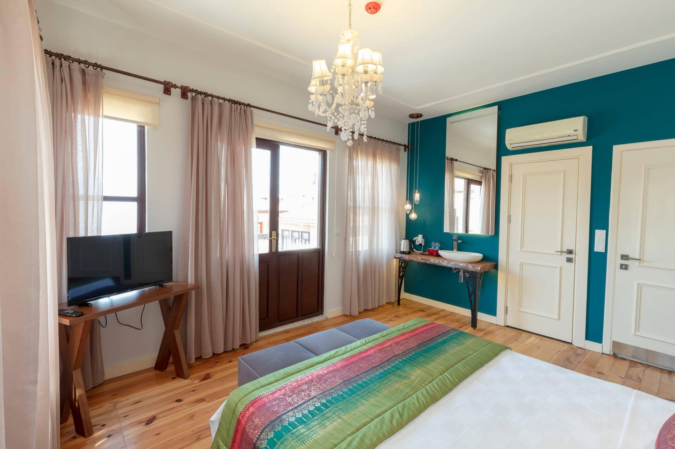 Mono Hotel Анталья Экстерьер фото