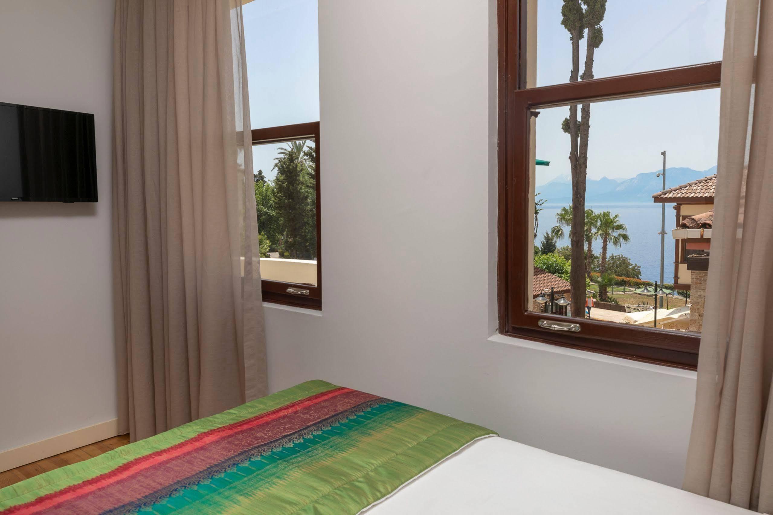 Mono Hotel Анталья Экстерьер фото