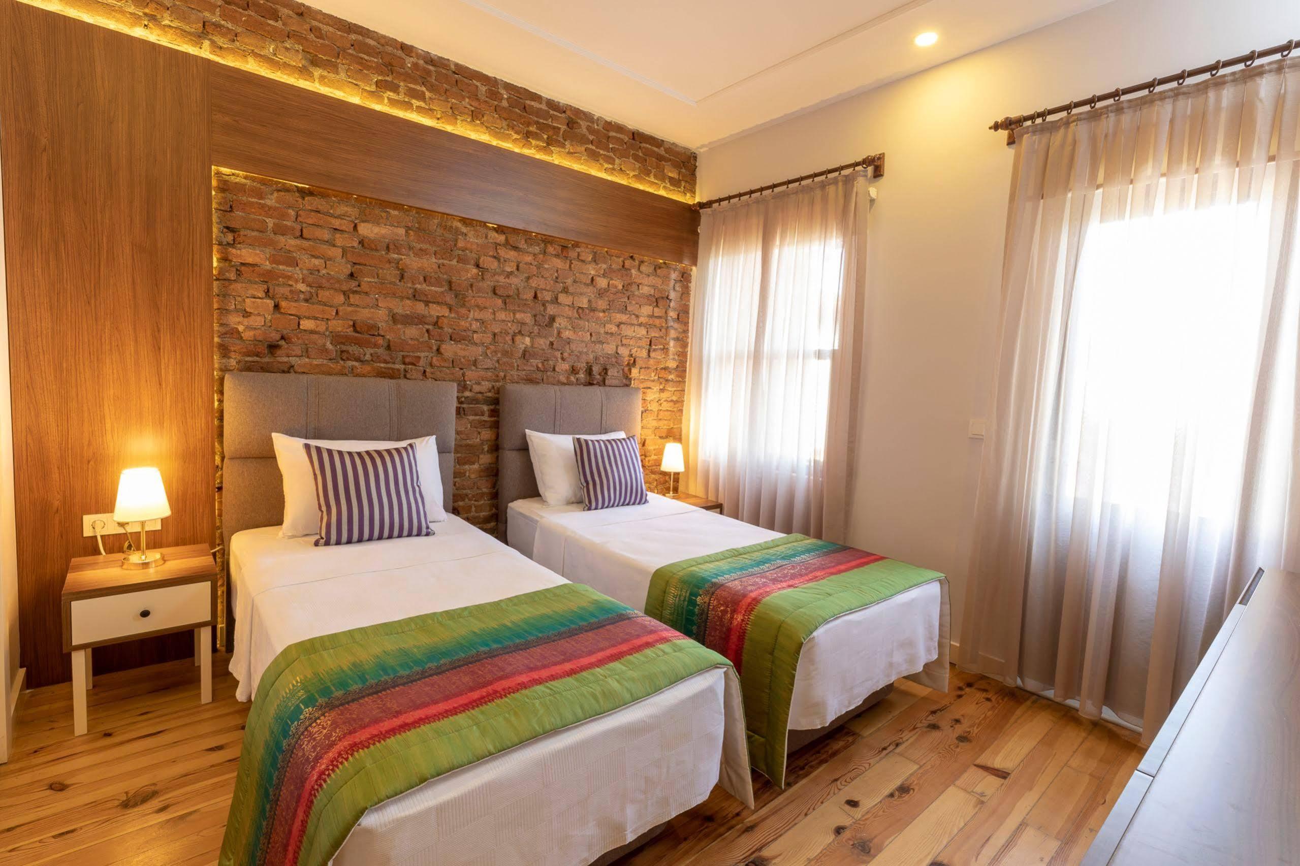 Mono Hotel Анталья Экстерьер фото