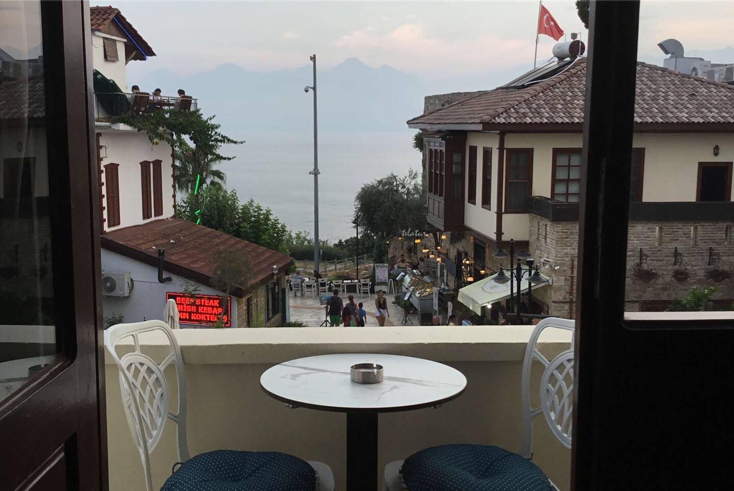 Mono Hotel Анталья Экстерьер фото